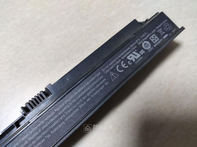 宏碁笔记本电脑电池怎么拆卸安装？宏碁笔记本电脑电池怎么拆卸安装方法？-第3张图片-优品飞百科