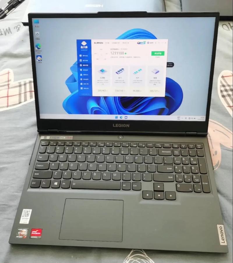 联想游戏版本的笔记本多少钱，联想游戏型笔记本电脑？-第5张图片-优品飞百科