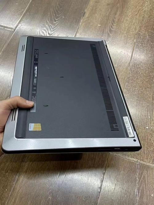 17寸笔记本电脑和15寸哪个更实用，17寸笔记本比15寸大很多吗？-第2张图片-优品飞百科