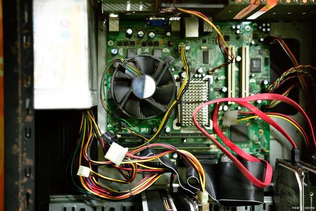 电脑整机怎么邮寄？邮寄电脑怎么邮寄？-第7张图片-优品飞百科