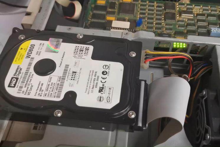 笔记本电脑硬盘是什么样的，笔记本电脑的硬盘是什么硬盘-第7张图片-优品飞百科