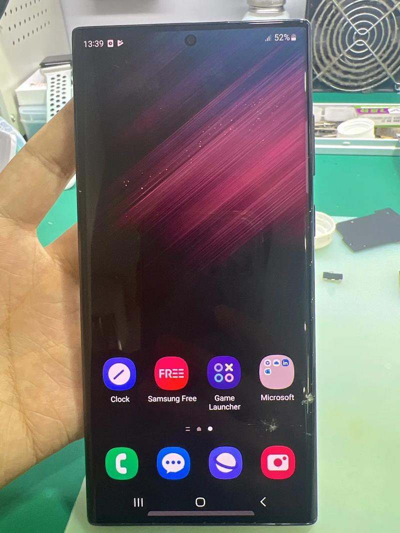 三星显示器的屏坏了可以修吗?三星显示屏坏了修好要多少钱?-第3张图片-优品飞百科 三星显示器的屏坏了可以修吗?三星显示屏坏了修好要多少钱?-第3张图片-优品飞百科