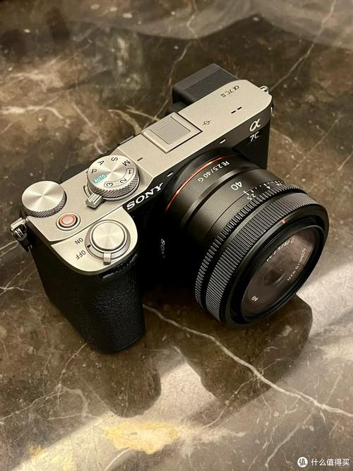 佳能入门级全画幅微单推荐,佳能入门级全幅单反-第4张图片-优品飞百科 佳能入门级全画幅微单推荐,佳能入门级全幅单反-第4张图片-优品飞百科