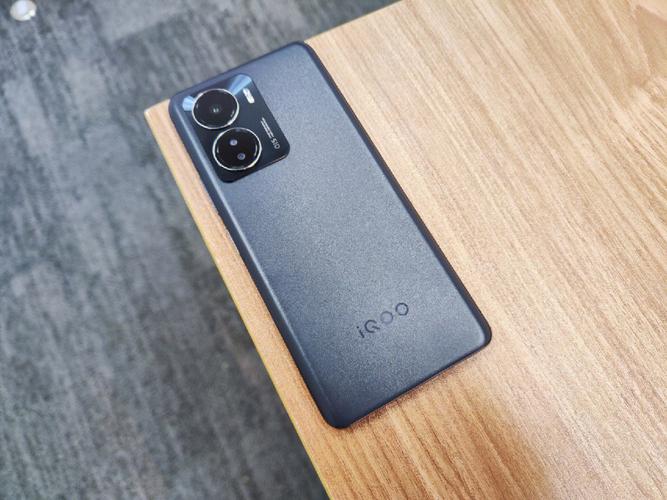 vivoiqoo6se值得买吗，vivo6se怎么样？-第2张图片-优品飞百科