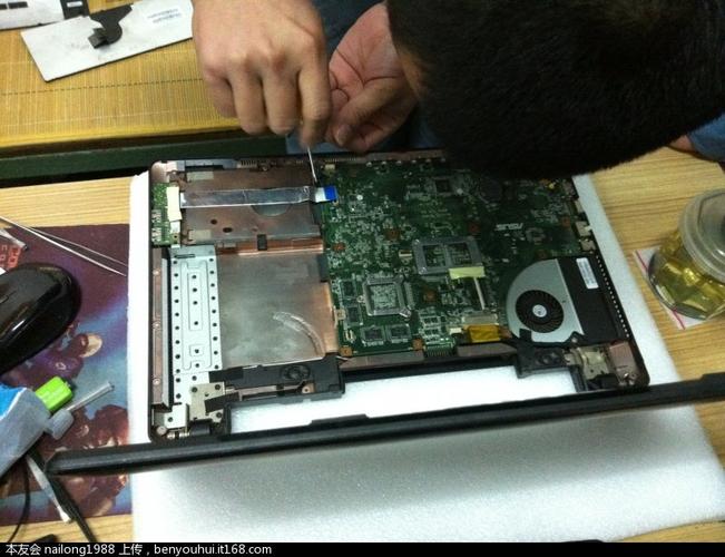 华硕a53s光驱怎么拆,华硕a53s光驱怎么拆下来-第3张图片-优品飞百科 华硕a53s光驱怎么拆,华硕a53s光驱怎么拆下来-第3张图片-优品飞百科