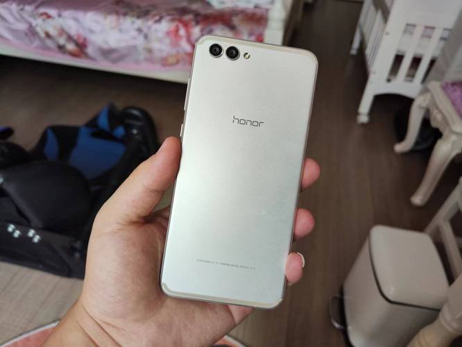 华为v10刚出的时候多少钱，华为v10多久出的？