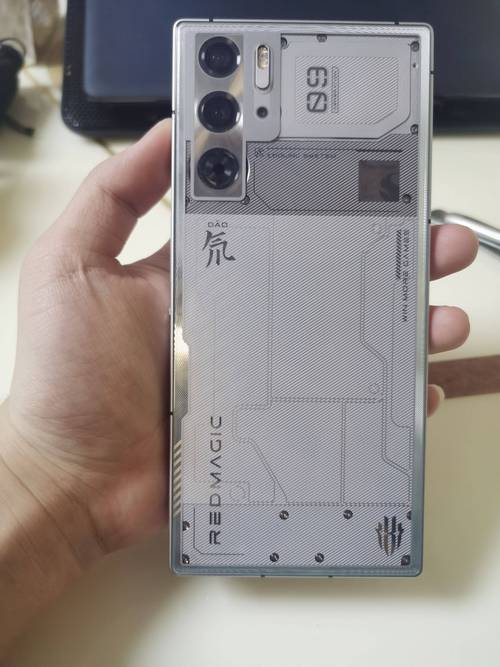 华为nove3e和p20对比，华为nova3好还是华为p20好？-第3张图片-优品飞百科