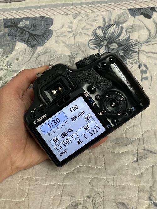 佳能450d相机费用，佳能单反eos450d多少钱？-第6张图片-优品飞百科