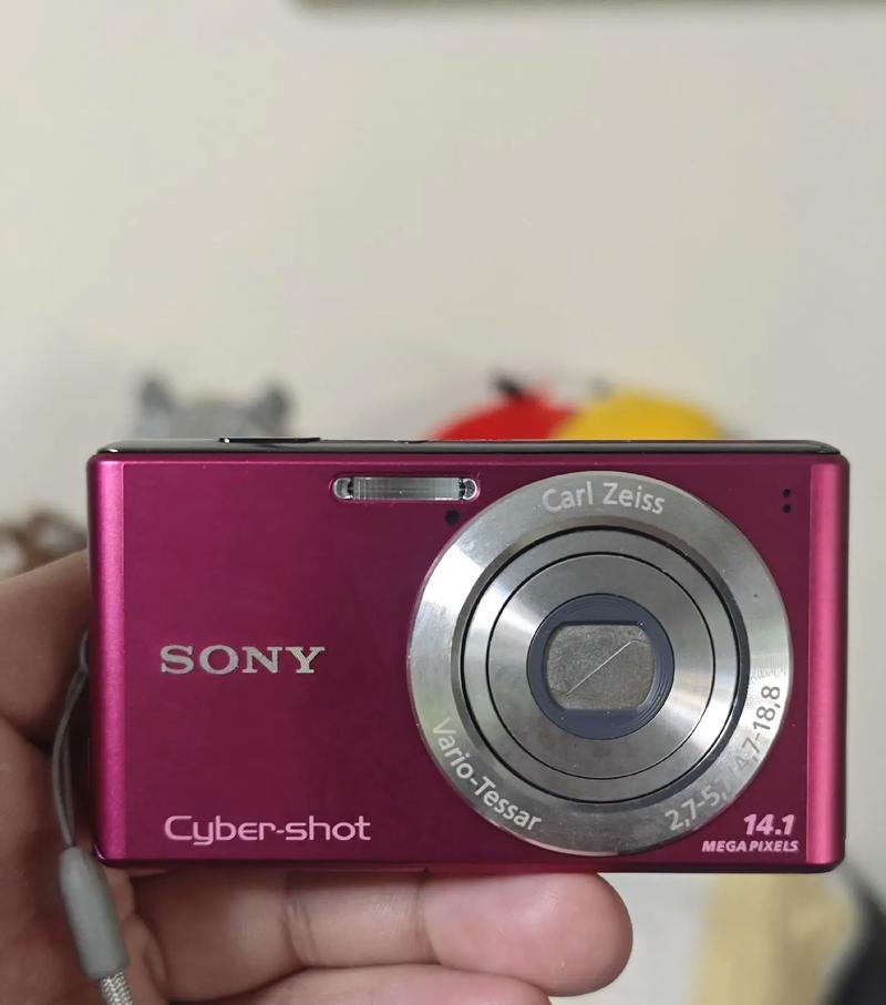 索尼黑卡对比,索尼黑卡对比佳能g7x?-第7张图片-优品飞百科 索尼黑卡对比,索尼黑卡对比佳能g7x?-第7张图片-优品飞百科