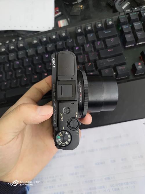 索尼黑卡对比,索尼黑卡对比佳能g7x?-第8张图片-优品飞百科 索尼黑卡对比,索尼黑卡对比佳能g7x?-第8张图片-优品飞百科