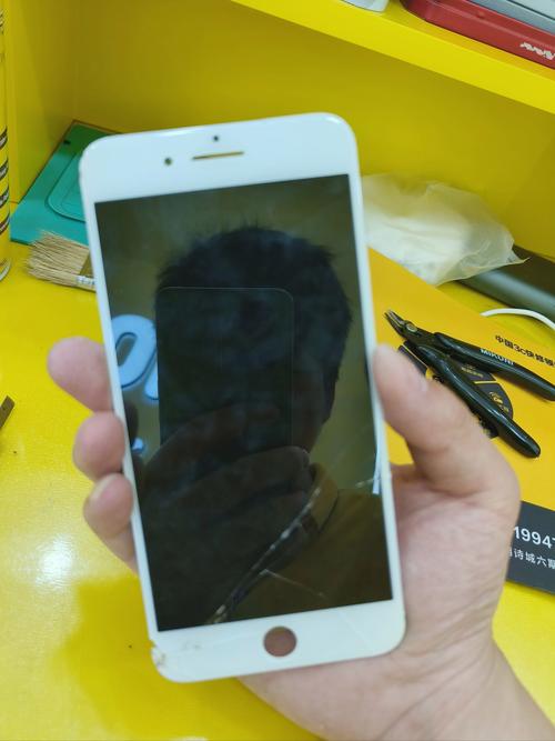 7p屏幕多少钱一个，iphone7p屏幕多少钱？