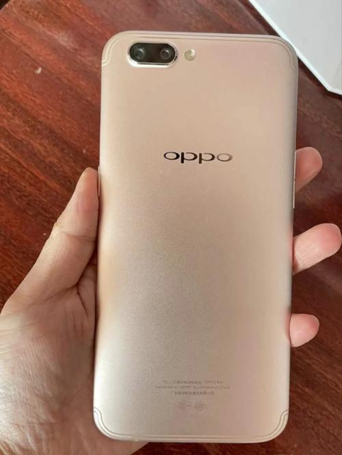 oppor11s换屏多少钱原装，oppor11s手机换屏多少钱一个？