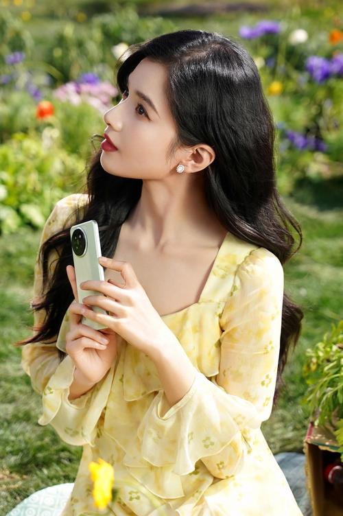 小米civi1s是曲面屏吗，小米civi用的什么屏？-第1张图片-优品飞百科