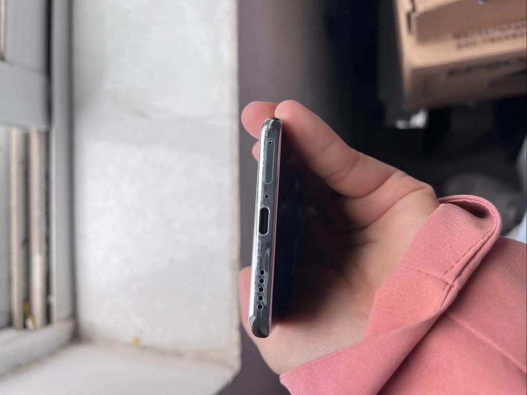 小米civi1s是曲面屏吗，小米civi用的什么屏？-第2张图片-优品飞百科