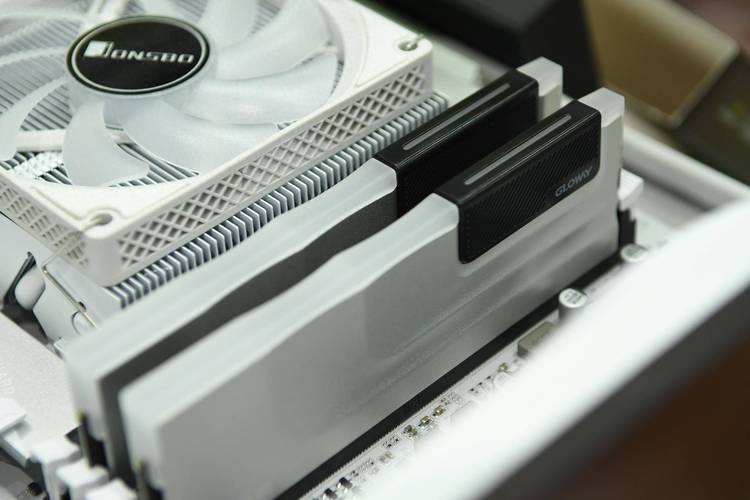 电脑内存包括哪些，电脑内存是由什么组成？-第4张图片-优品飞百科