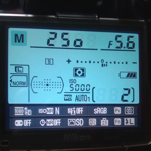 尼康d7000基本设置方法，尼康d7000使用教程 使用说明？-第4张图片-优品飞百科