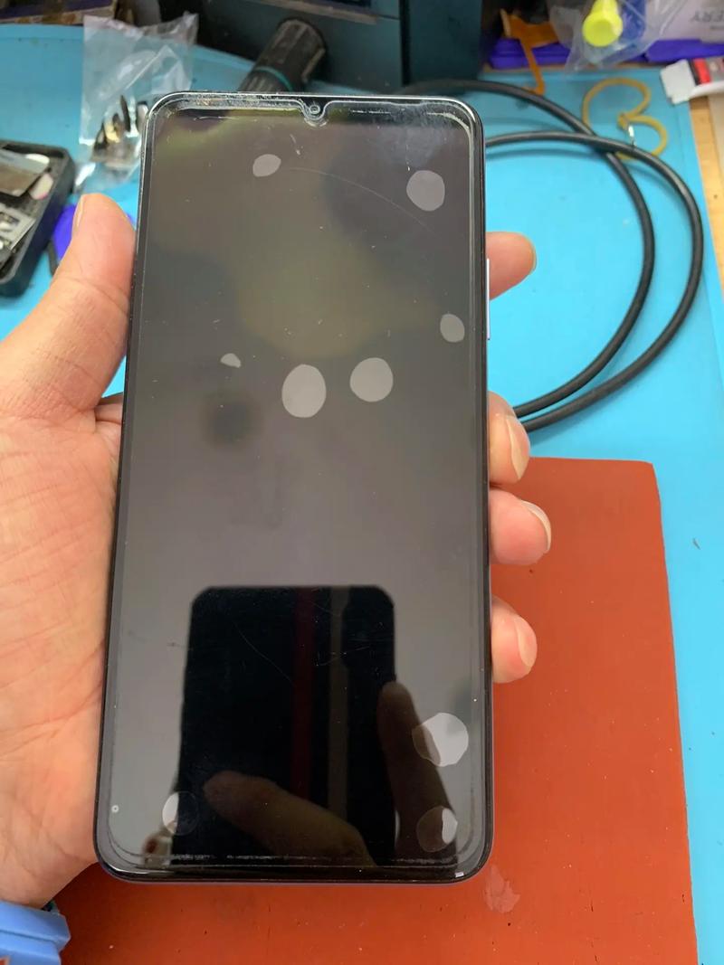 mate10屏幕坏了值得修吗，华为mate10屏幕坏了怎么维修？-第5张图片-优品飞百科