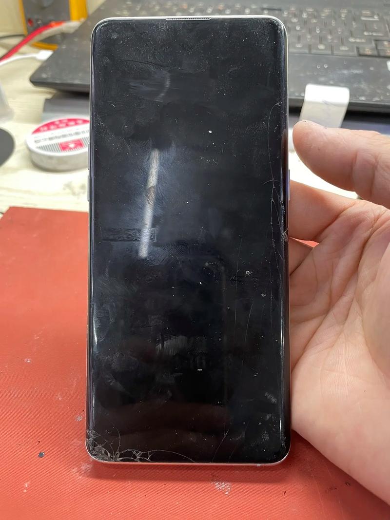 mate10屏幕坏了值得修吗，华为mate10屏幕坏了怎么维修？-第7张图片-优品飞百科