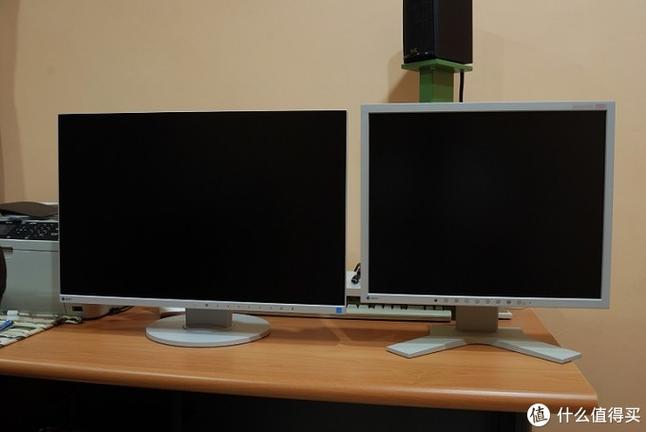 19寸和27寸显示器实物对比，19英寸和27英寸对比-第1张图片-优品飞百科