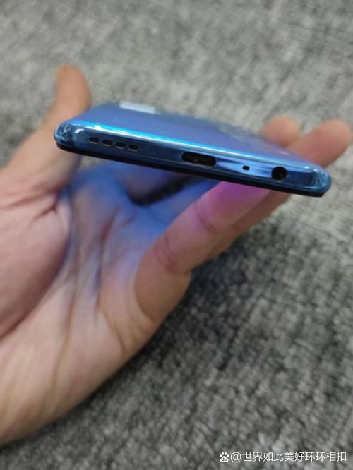 realmeq3pro什么时候出的？realmeq3pro市场价？-第5张图片-优品飞百科