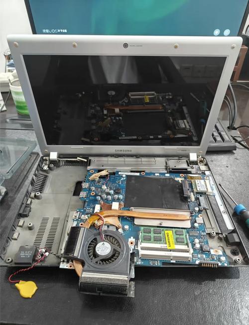 电脑主板cpu风扇怎么拆下来，主板cpu风扇安装视频？-第7张图片-优品飞百科