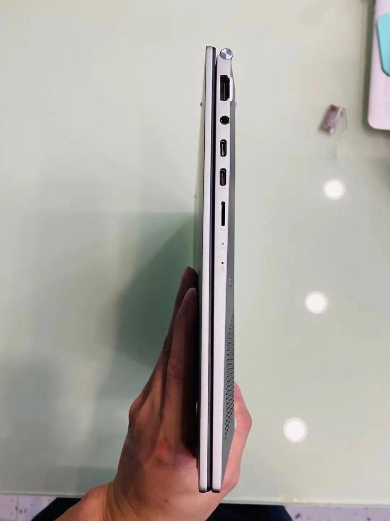 华硕好屏怎么样，华硕屏幕好吗-第2张图片-优品飞百科