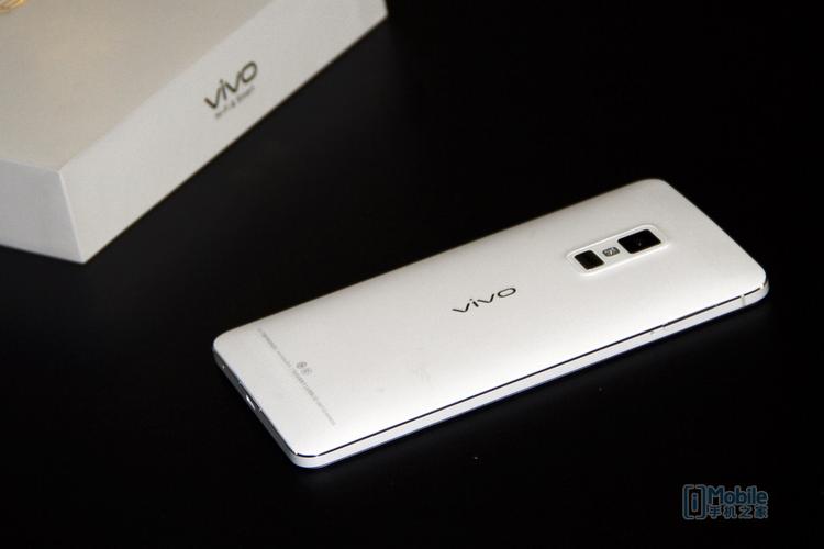 vivoxplay3s用电脑可开机吗，vivoxplay3s用什么耳机？