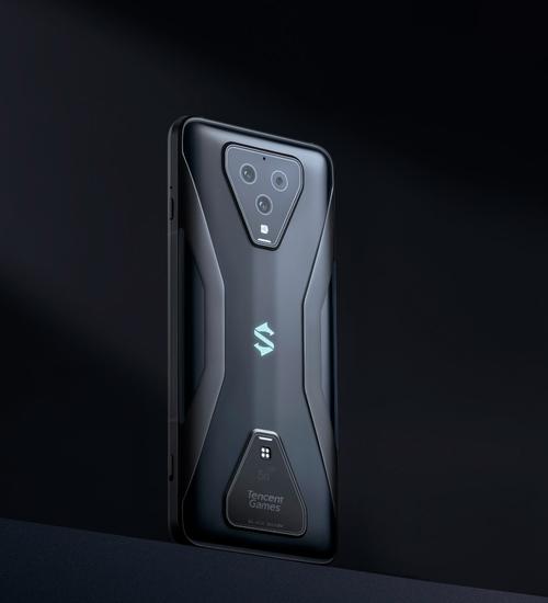 rog6和黑鲨5pro哪个好，rog游戏手机5和黑鲨4pro-第4张图片-优品飞百科