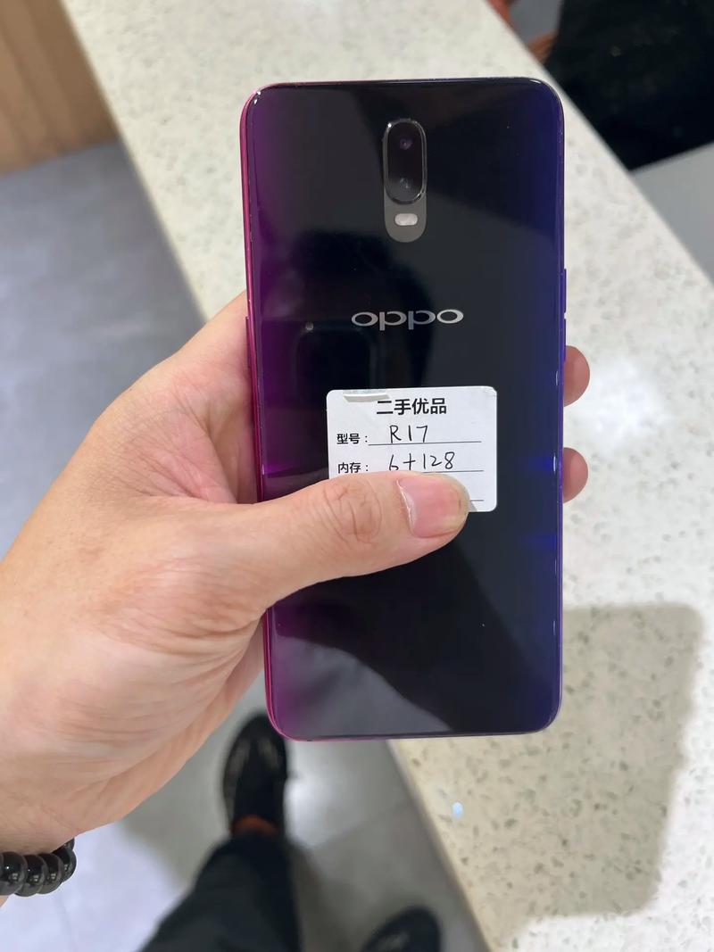 oppor7007多少钱，oppor7多少钱一部？