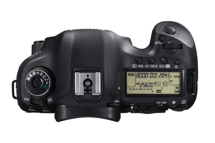 还有人用佳能5d2吗，佳能5d2单反相机怎么样？-第2张图片-优品飞百科