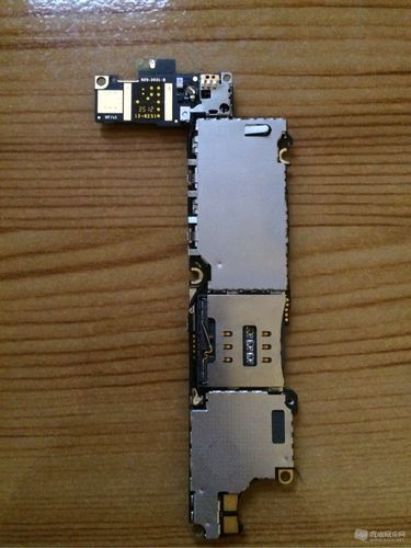 苹果4和4s主板区别，iphone4主板介绍图解