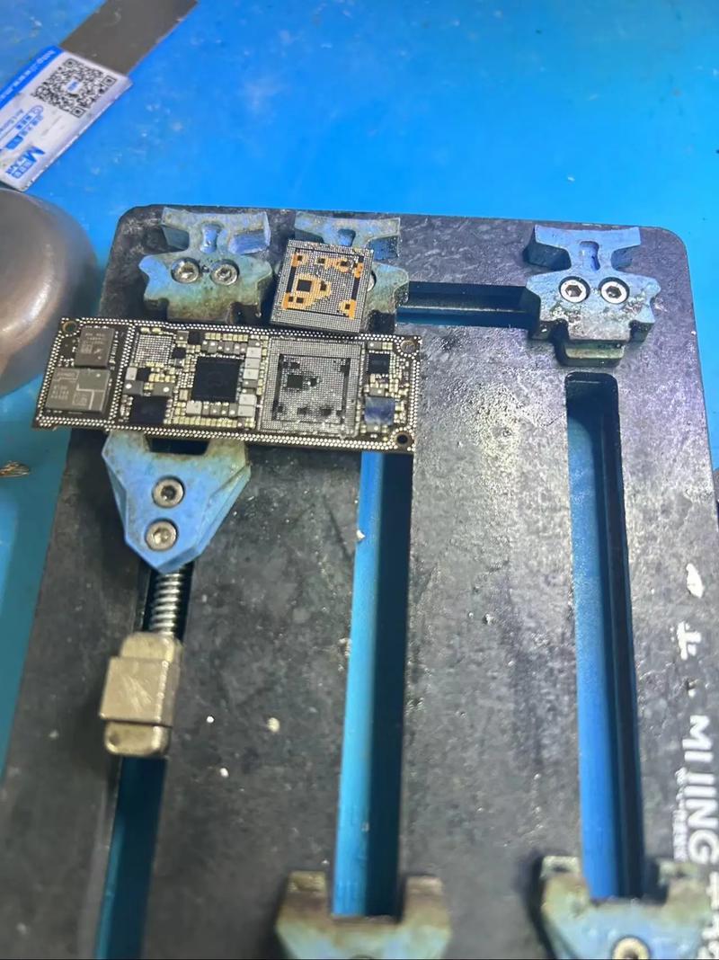 苹果4和4s主板区别，iphone4主板介绍图解-第5张图片-优品飞百科