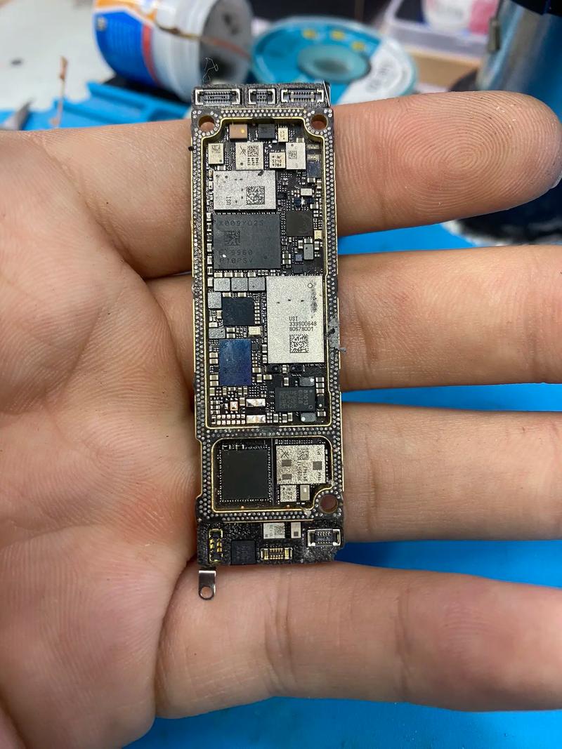 苹果4和4s主板区别，iphone4主板介绍图解-第6张图片-优品飞百科