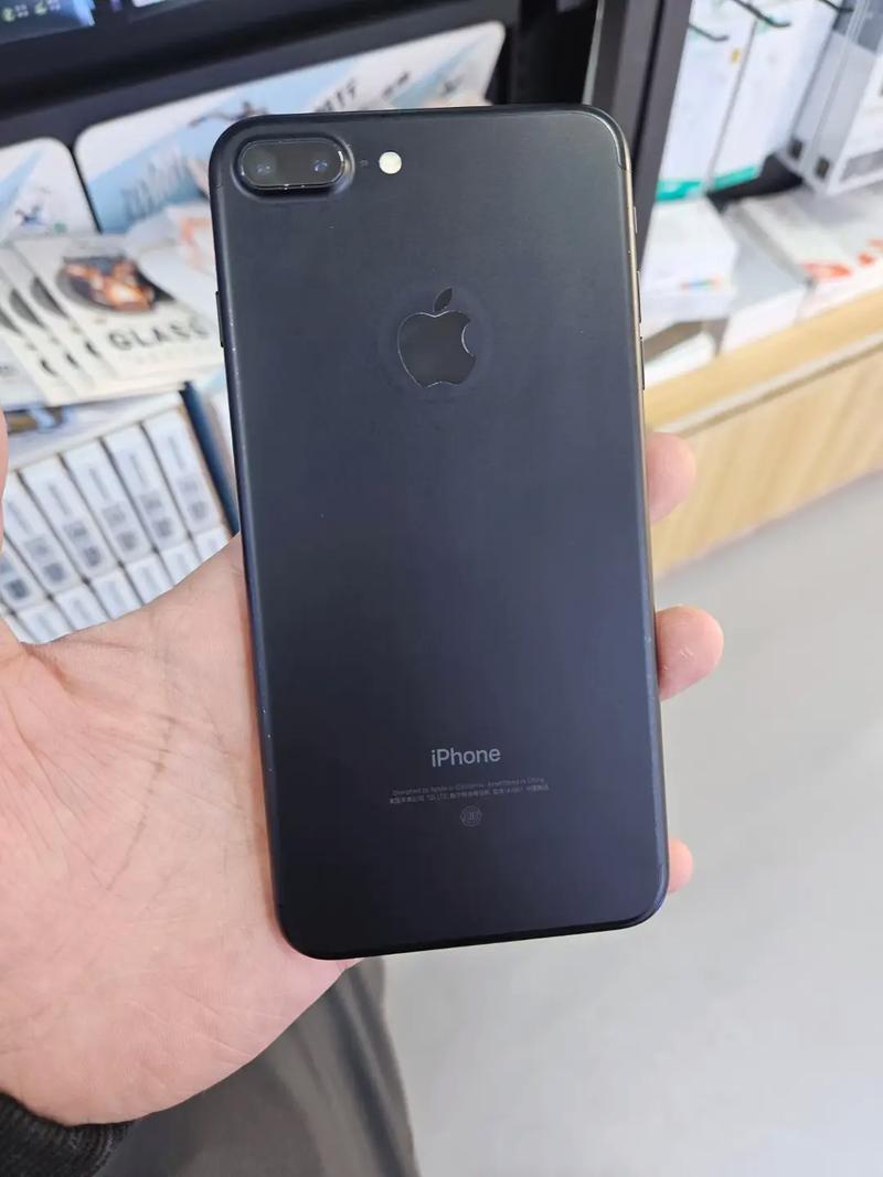 苹果7plus都有多大内存，iphone7plus分别有多少gb内存