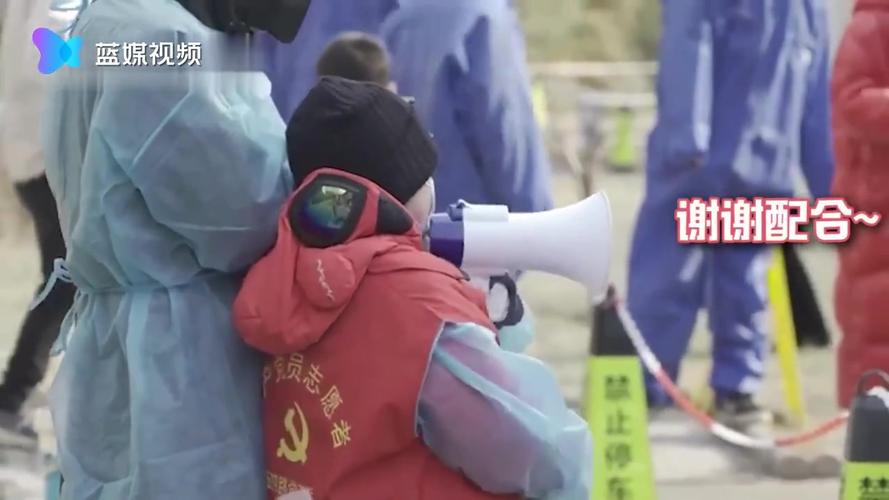 萌娃疫情国外？疫情小男孩？-第7张图片-优品飞百科