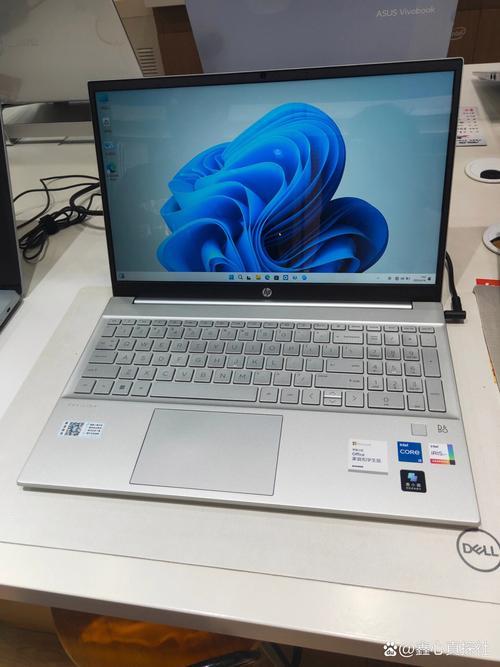 笔记本电脑多大的好？笔记本电脑多大尺寸用起来最舒服？