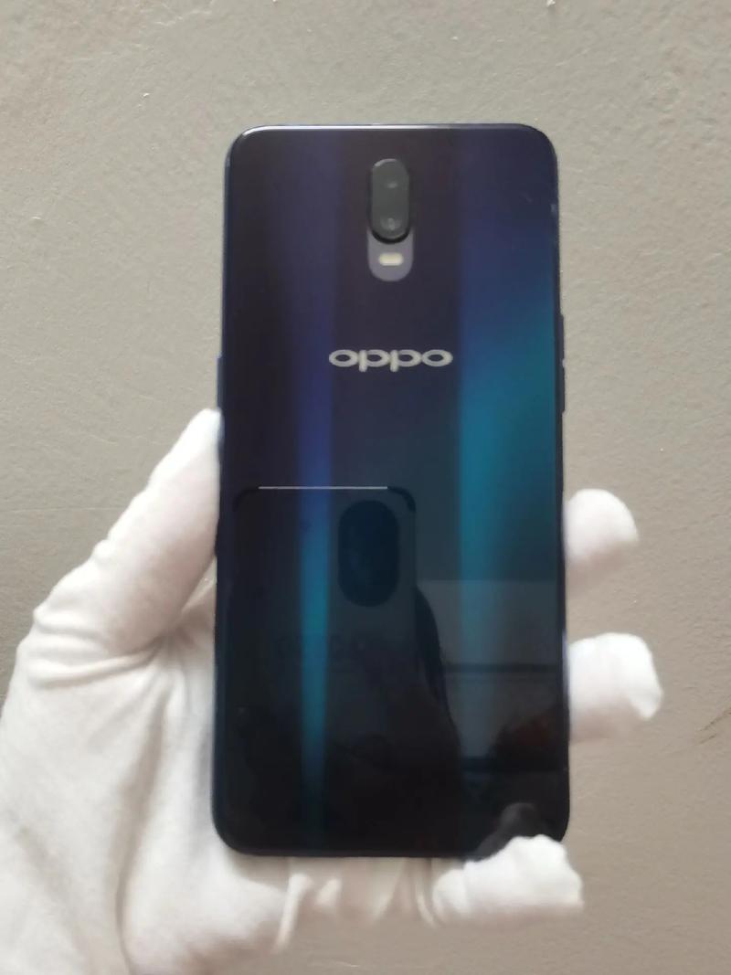 现在二手oppor17能值多少钱，二手oppo r17值多少钱？