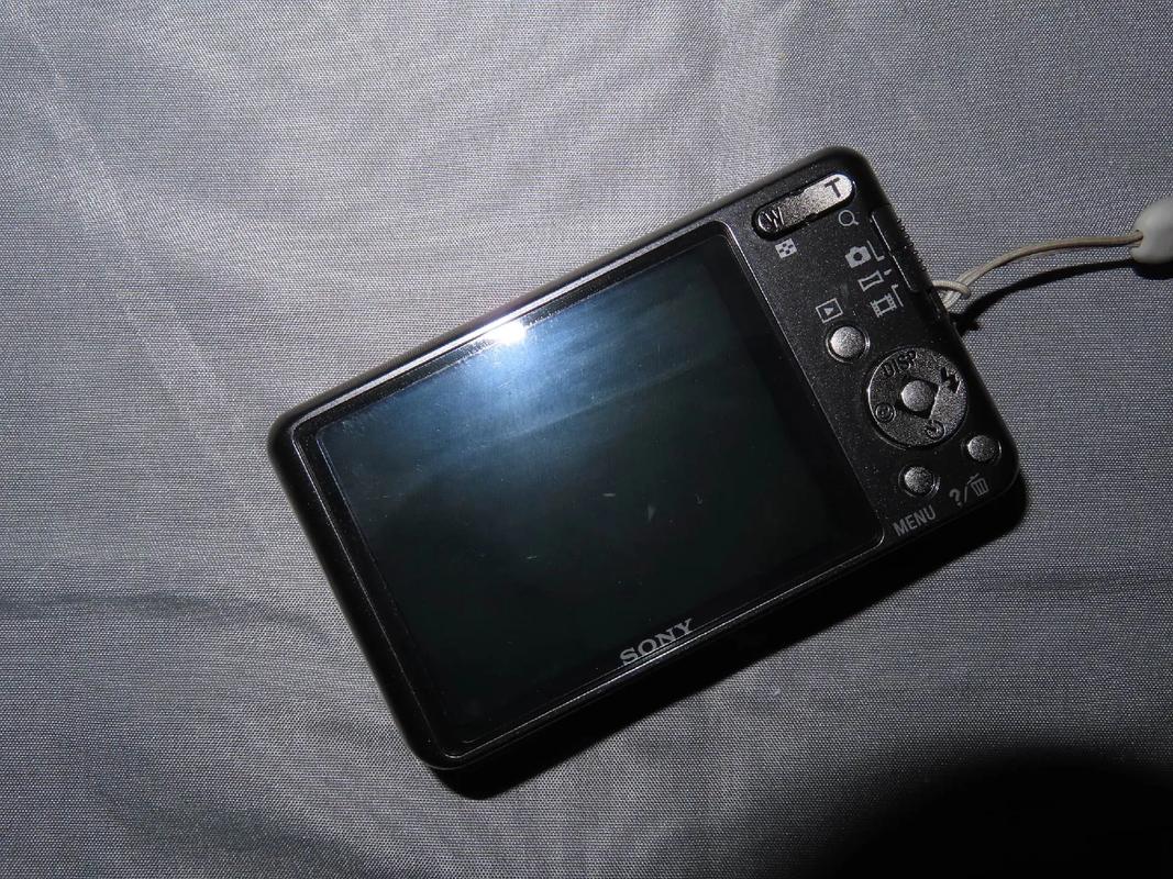 索尼w570好用吗，索尼w570原价？-第4张图片-优品飞百科