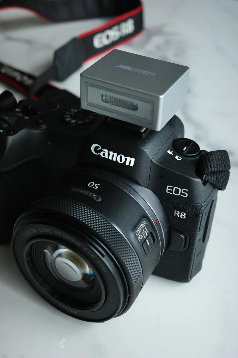 佳能外置闪光灯怎么开，佳能外置闪光灯参数设置？-第3张图片-优品飞百科