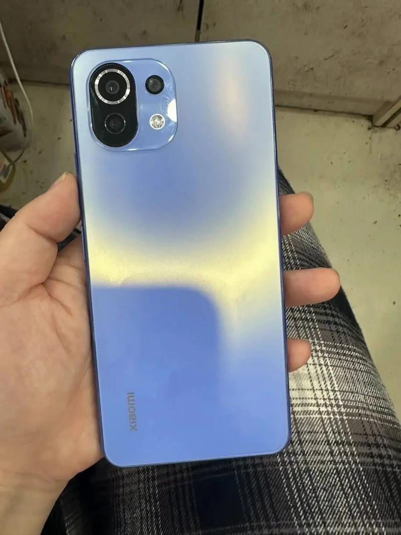 小米11青春版手感怎么样，小米11青春版到底好不好