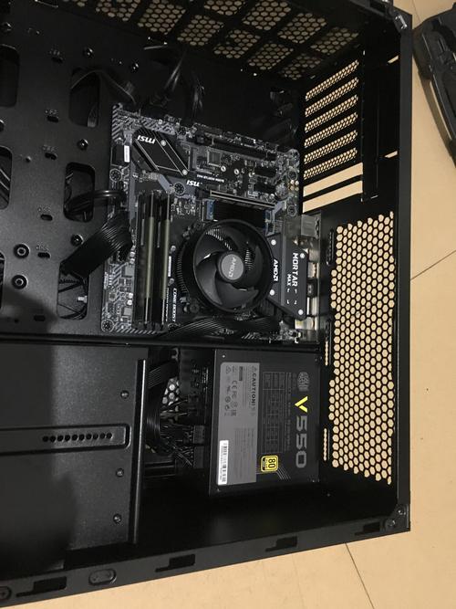 电源风扇是进风还是出风，机箱电源风扇是进风还是出风？-第6张图片-优品飞百科