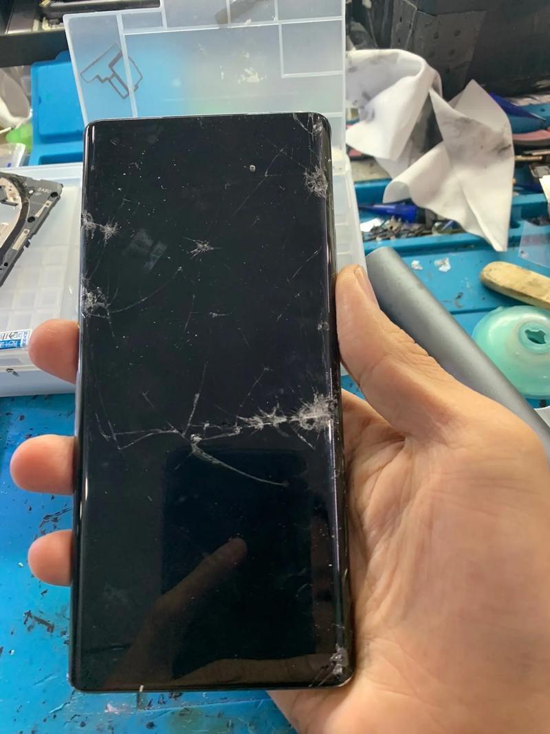 华为畅享8屏幕碎了多少钱，华为畅享8的屏幕多少钱？