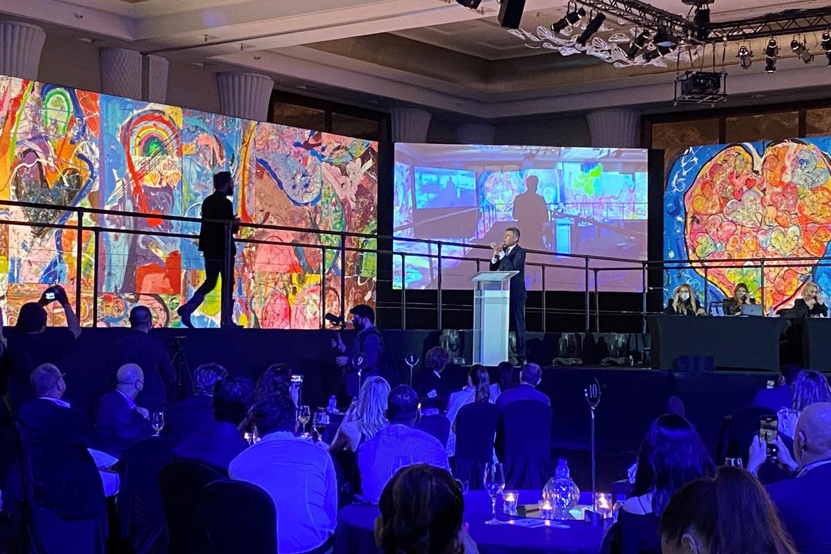 疫情主题油画？疫情题材油画？-第2张图片-优品飞百科