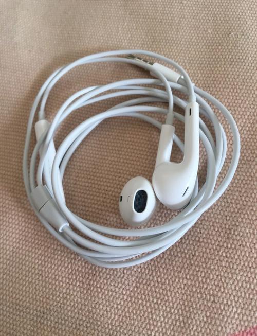 苹果12耳机多少钱一个，苹果12耳机多少钱一个啊？-第6张图片-优品飞百科