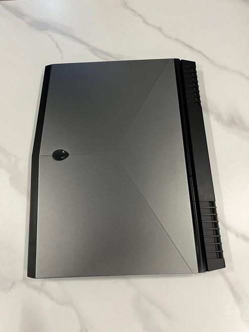 外星人和未来人类哪个好，未来人类笔记本和外星人笔记本？-第2张图片-优品飞百科