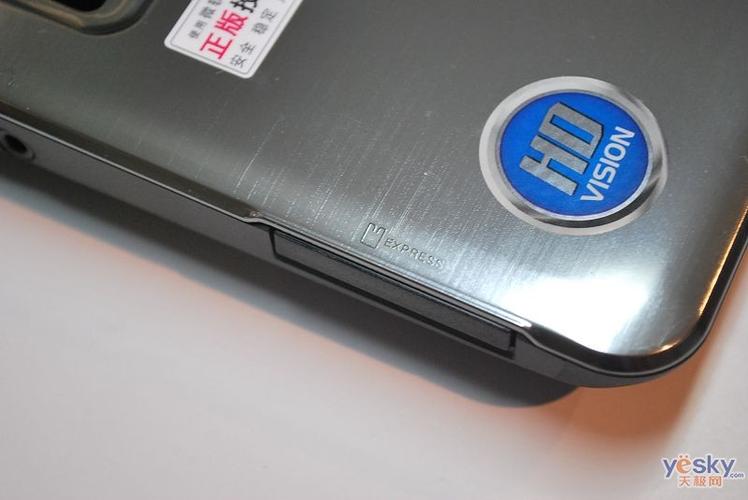 华硕f83se可以装固态硬盘，华硕f83t升级