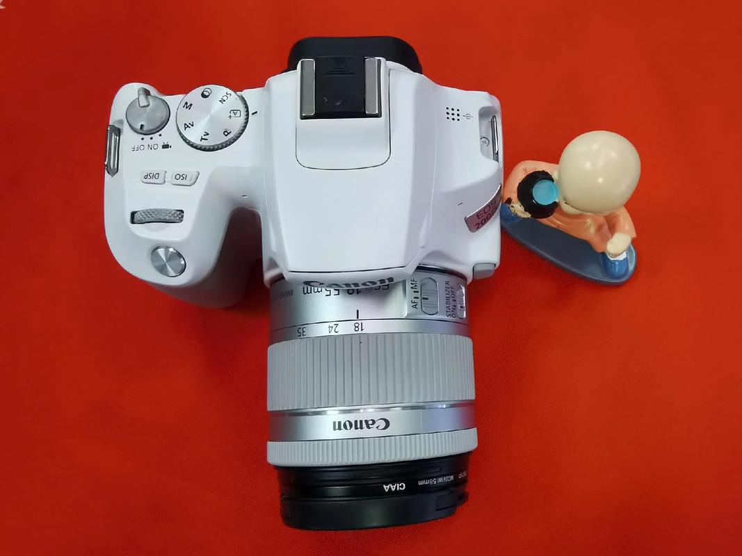 佳能200d属于什么档次，佳能200d单反相机怎么样-第4张图片-优品飞百科