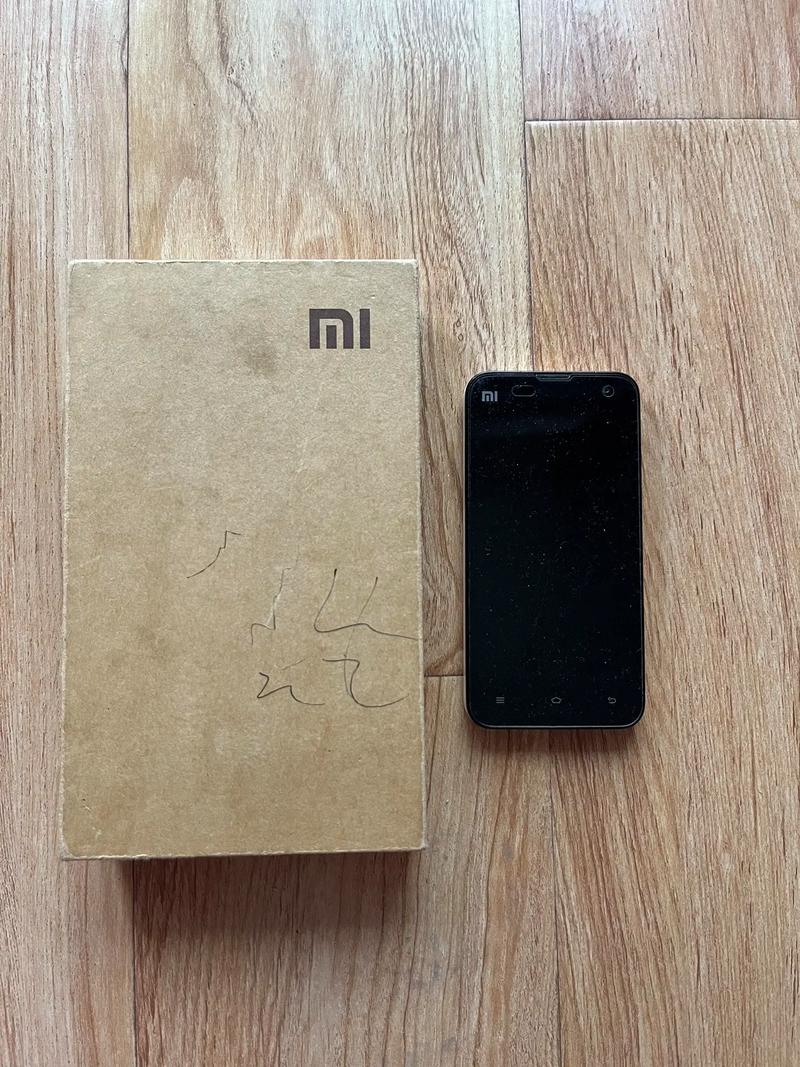 小米2s几v几a，小米2s是几g？