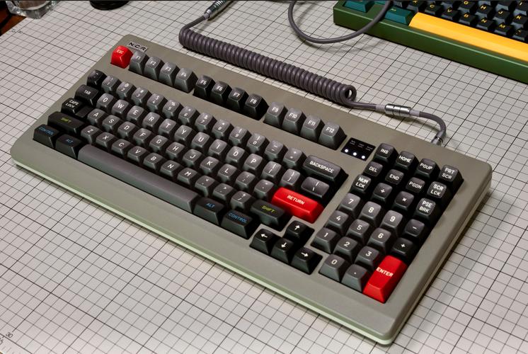 雷蛇和rog键盘哪个好，雷蛇键盘对比？-第4张图片-优品飞百科