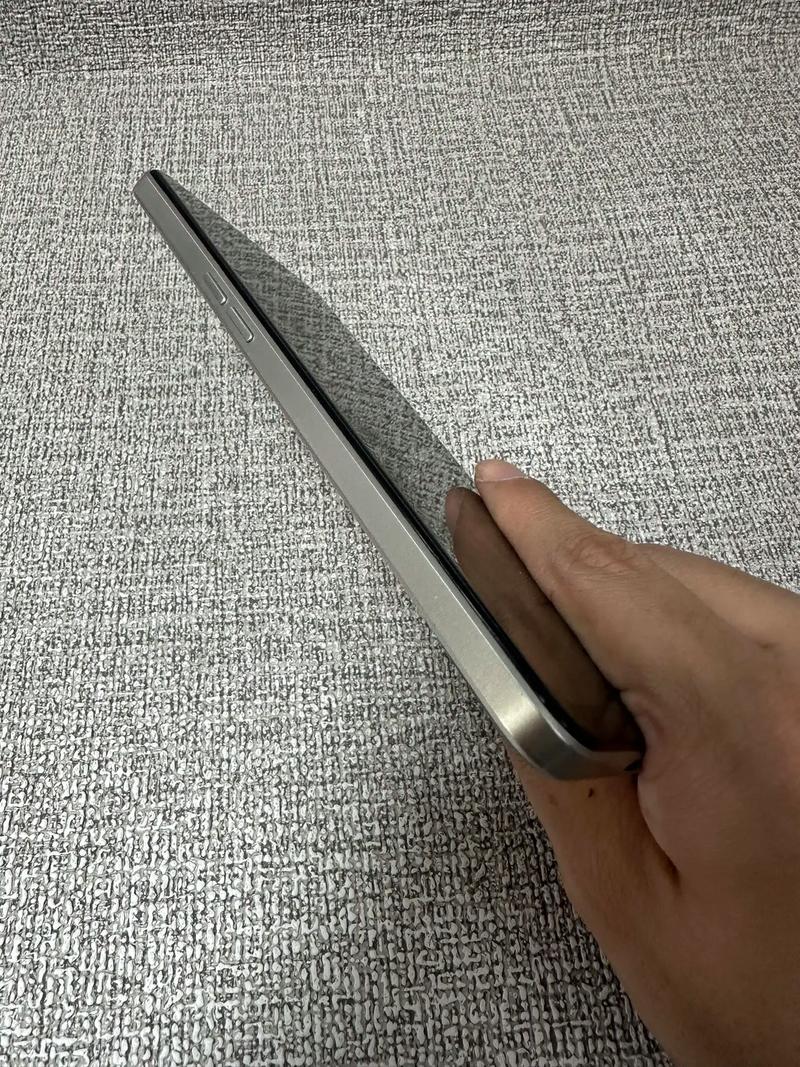 opporeno最初费用，opporeno刚出多少钱-第3张图片-优品飞百科